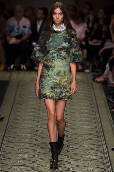Look 58